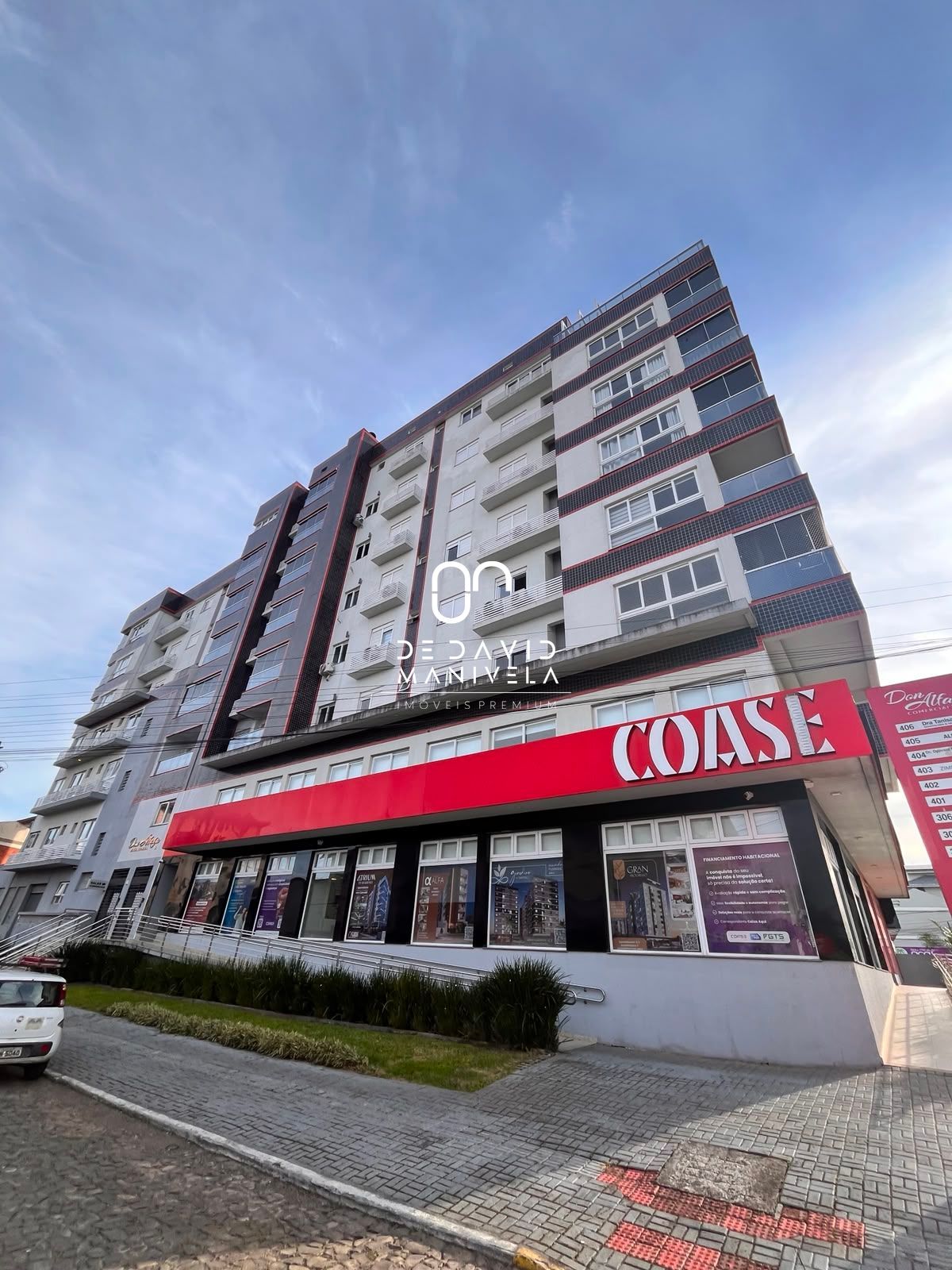 Sala comercial desocupada no bairro Camobi,