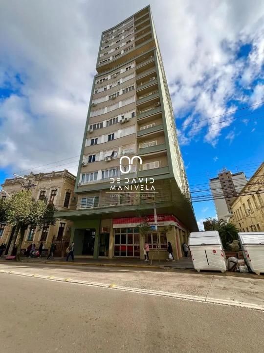Apartamento Com 3 Dormitórios e 1 vaga de garagem no bairro Centro