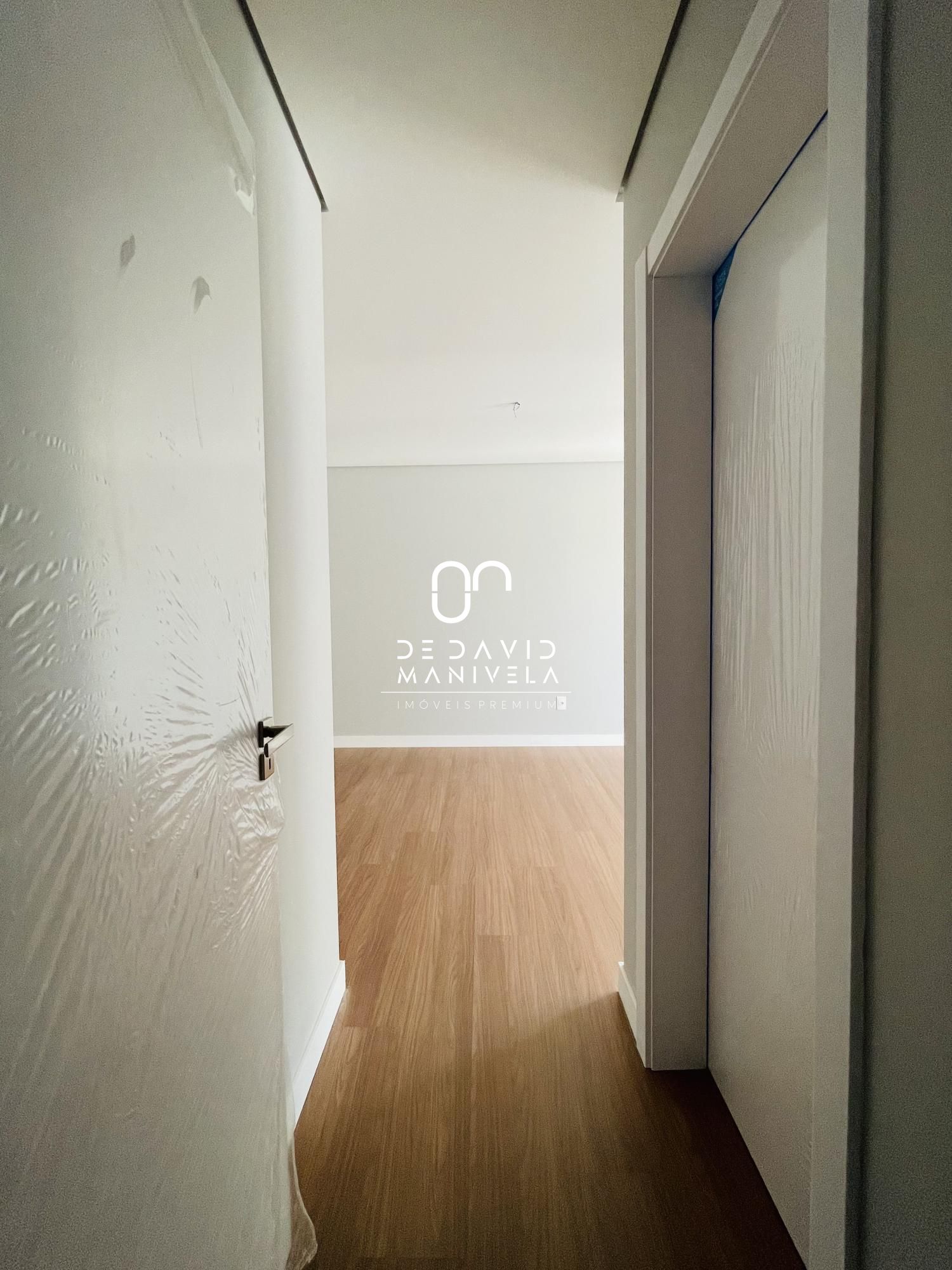 Apartamento 03 suítes e 02 vagas de garagem bairro medianeir