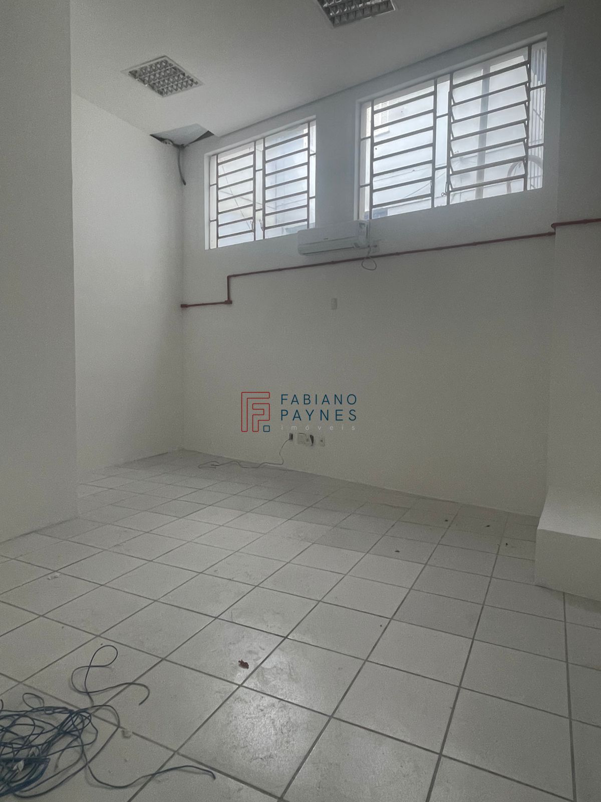 Ponto comercial com 3 Dormitórios para alugar, 380 m² por R$ 7.000,00 Ponto comercial com 3 Dormitórios para alugar, 380 m² por R$ 7.000,00