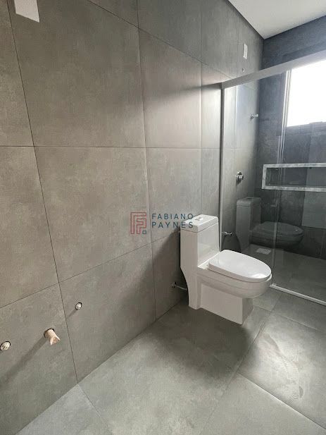 Casa à venda com 3 quartos, 291m² - Foto 13