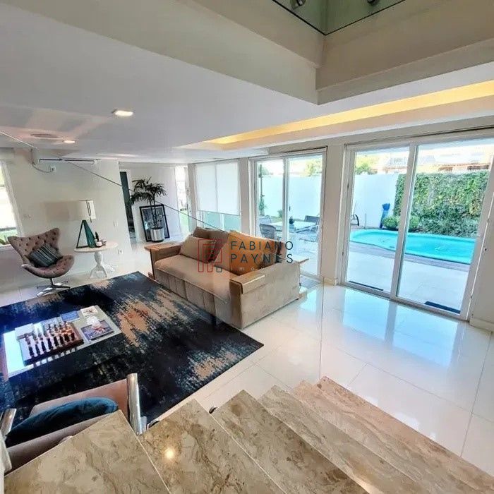 Casa com 3 Dormitórios à venda, 278 m² por R$ 1.399.000,00 Casa com 3 Dormitórios à venda, 278 m² por R$ 1.399.000,00