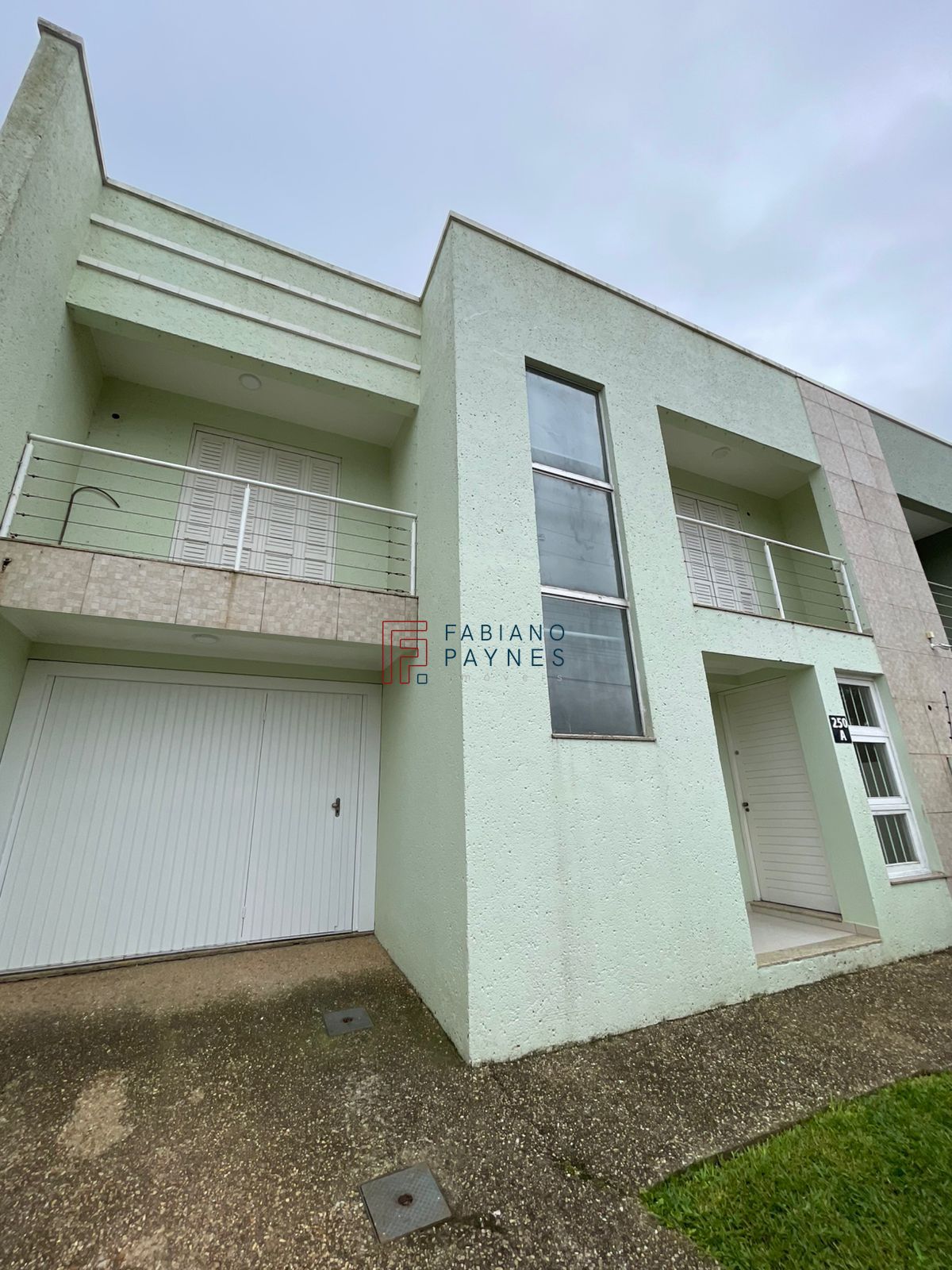 Casa, 3 quartos, 142 m² - Foto 1