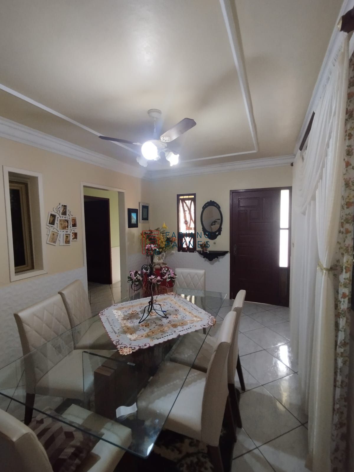 Casa, 3 quartos, 220 m² - Foto 3