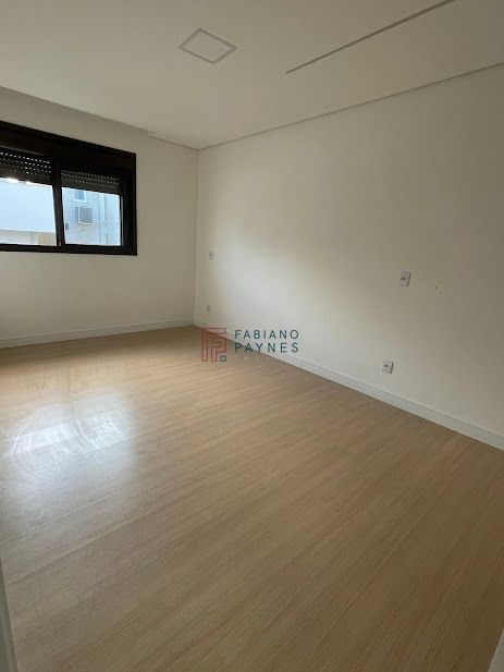 Casa à venda com 3 quartos, 291m² - Foto 12