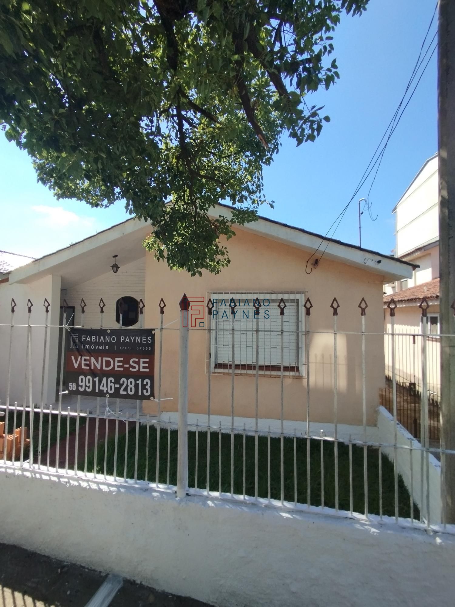 Casa à venda  no Patronato - Santa Maria, RS. Imóveis