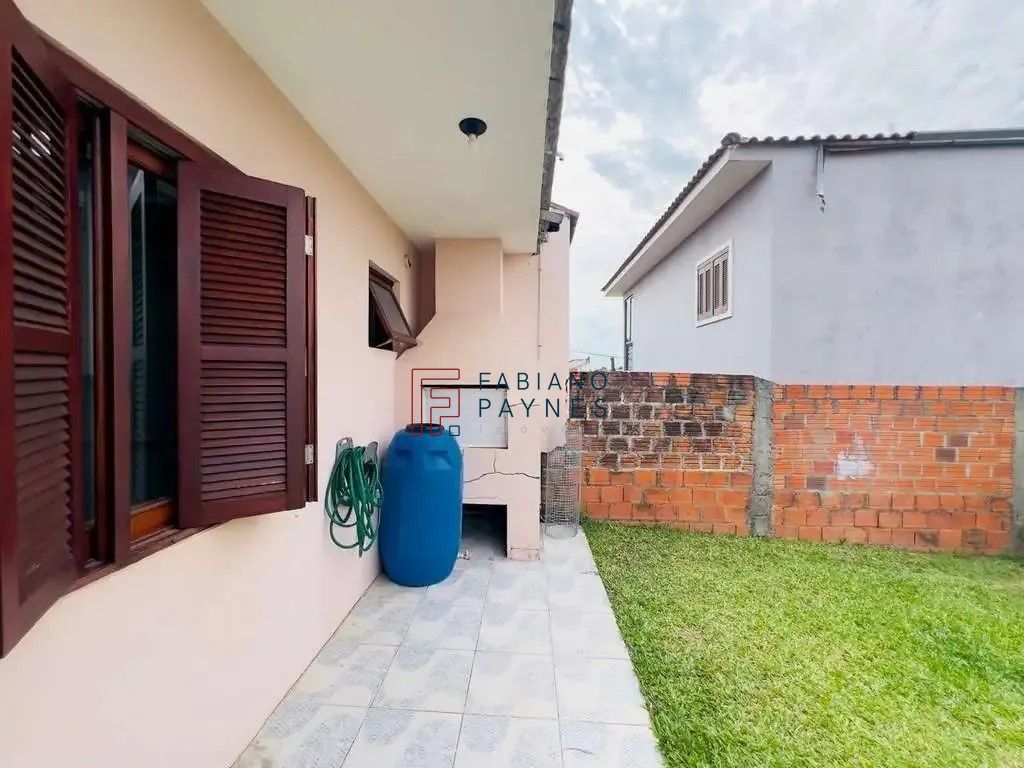 Casa com 3 Dormitórios à venda, 104 m² por R$ 595.000,00 Casa com 3 Dormitórios à venda, 104 m² por R$ 595.000,00