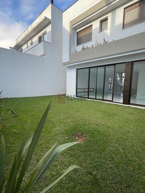 Casa à venda com 3 quartos, 291m² - Foto 8