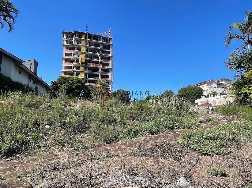 Terreno/Lote à venda  no Patronato - Santa Maria, RS. Imóveis