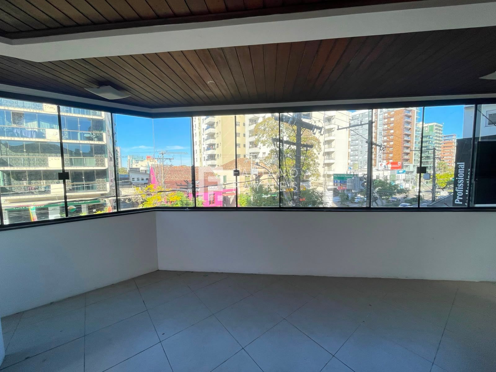 Apartamento, 3 quartos, 198 m² - Foto 4