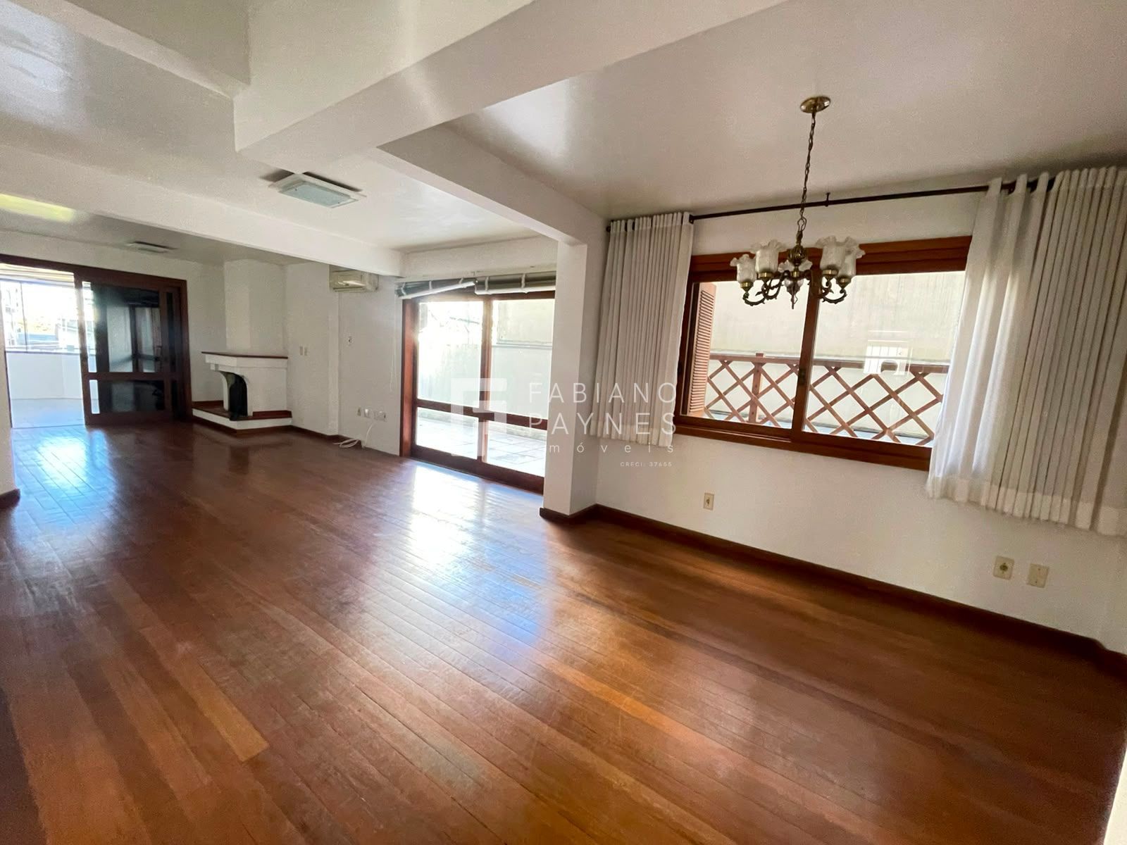 Apartamento, 3 quartos, 198 m² - Foto 2
