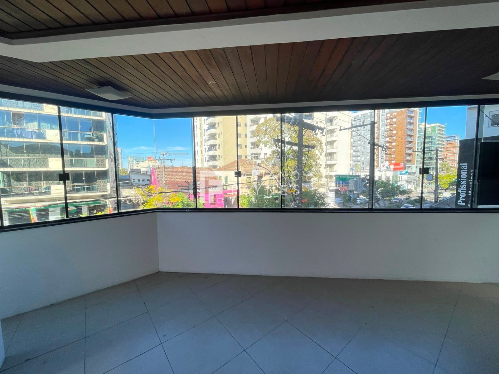 Apartamento, 3 quartos, 198 m² - Foto 4