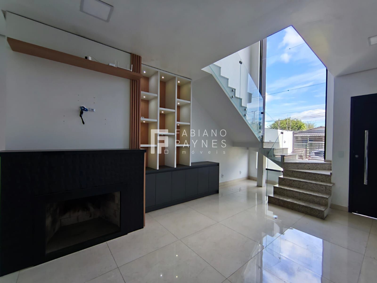 Casa, 3 quartos, 171 m² - Foto 1