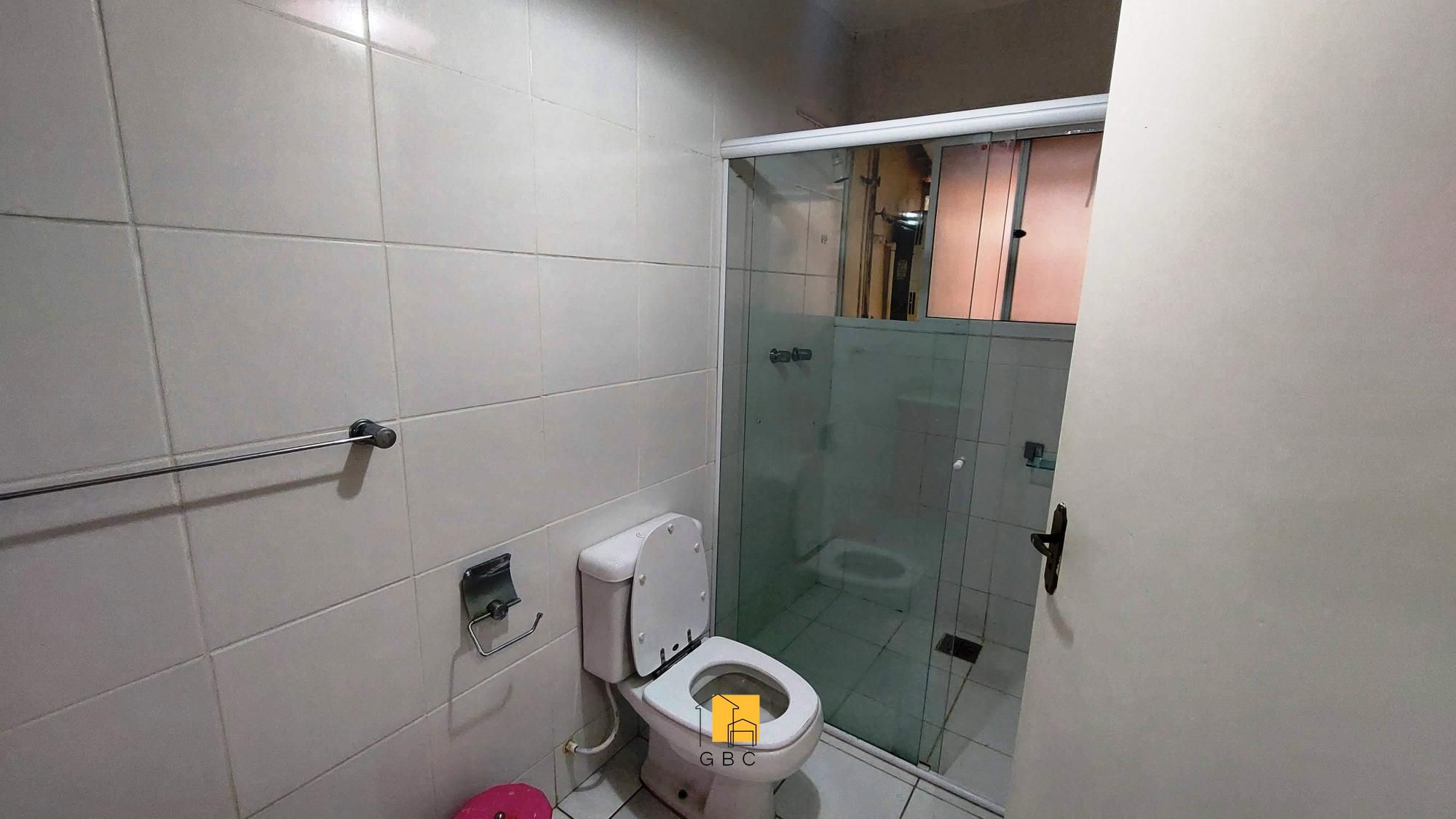 Casa à venda com 4 quartos, 220m² - Foto 17