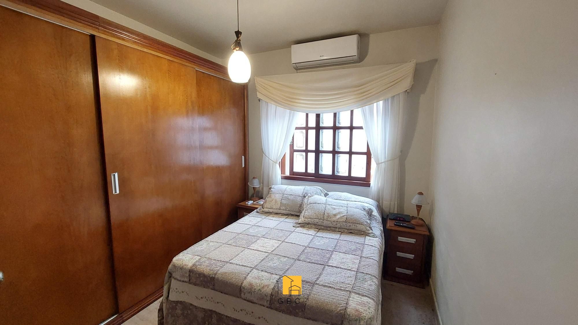 Casa à venda com 2 quartos, 100m² - Foto 5