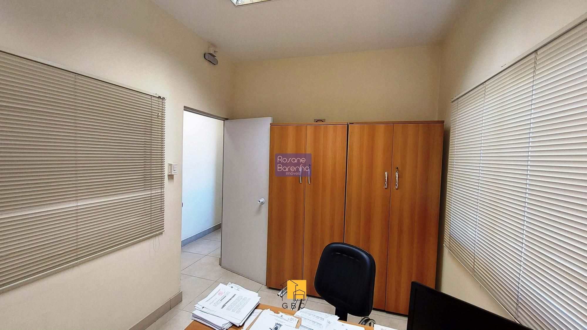 Prédio Inteiro para alugar com 12 quartos, 320m² - Foto 26