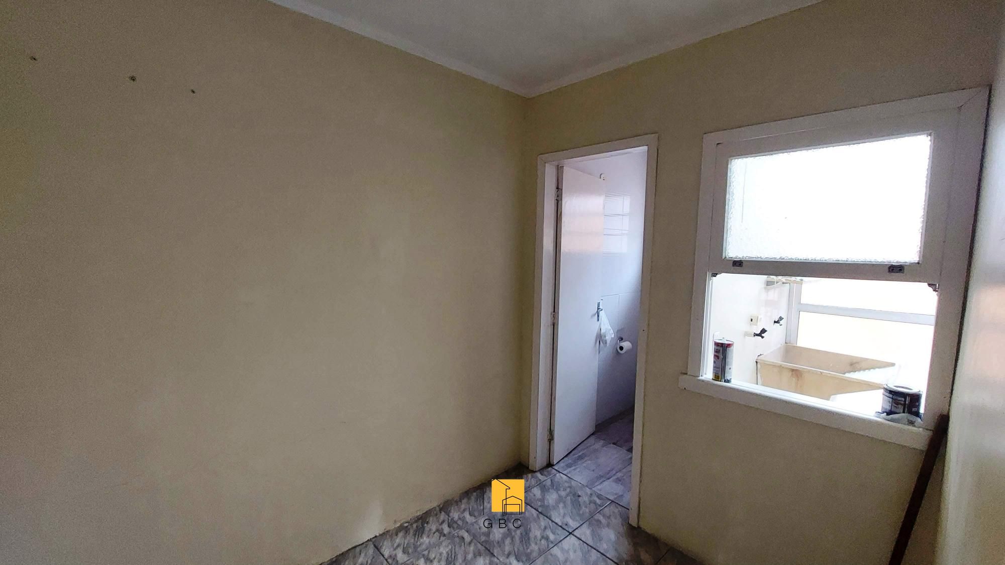 Casa à venda com 4 quartos, 220m² - Foto 11