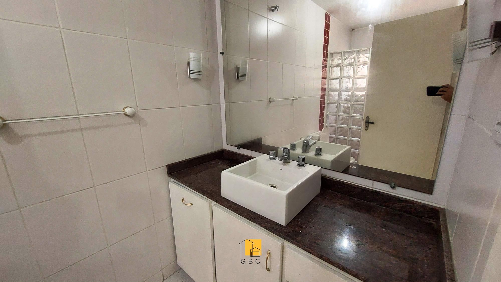 Casa à venda com 4 quartos, 220m² - Foto 23