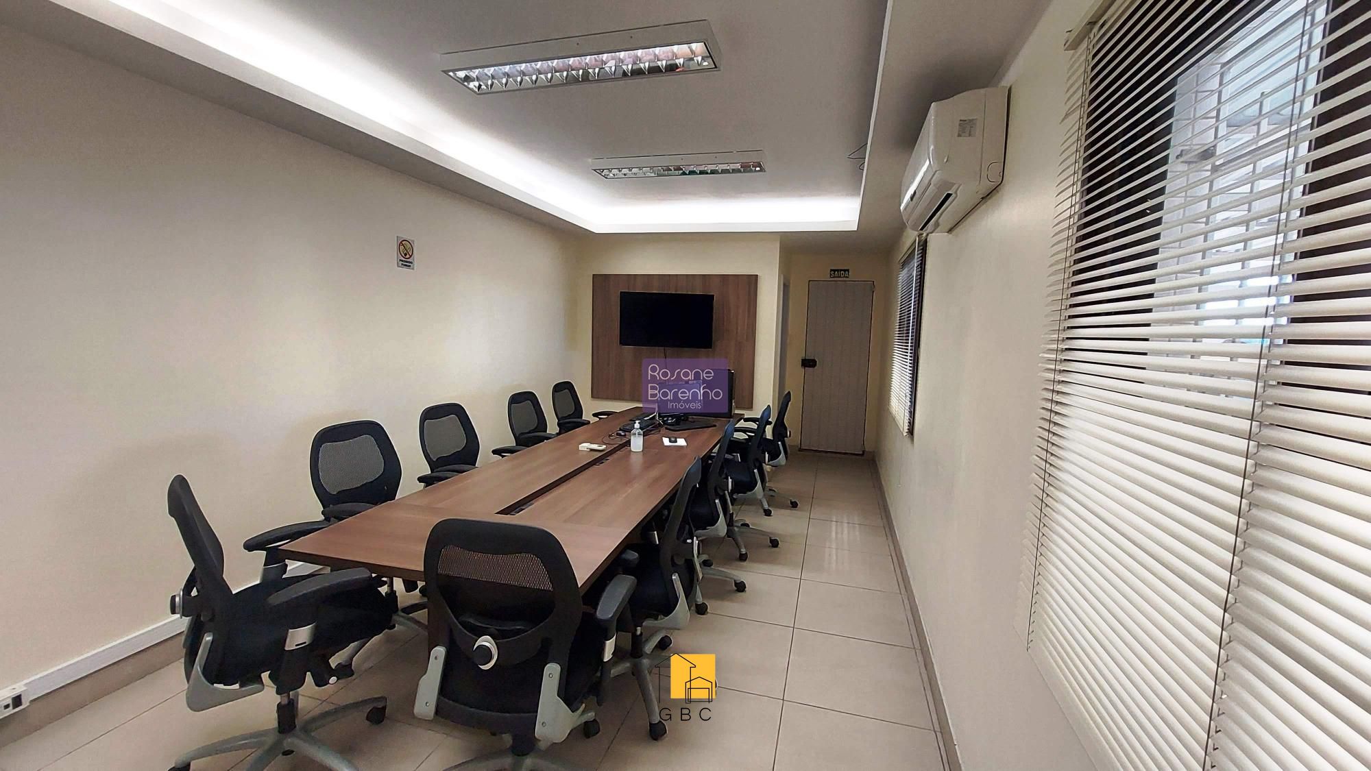 Prédio Inteiro para alugar com 12 quartos, 320m² - Foto 4