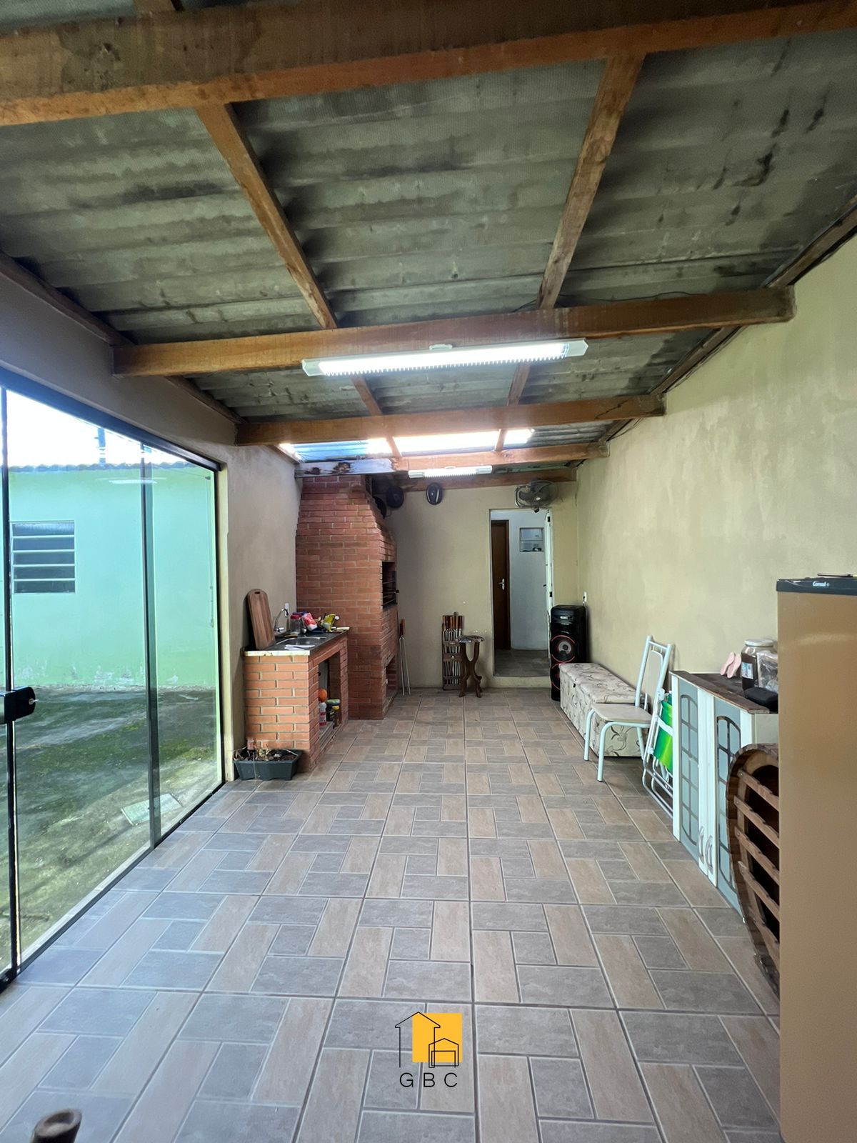 Casa à venda com 2 quartos, 80m² - Foto 18