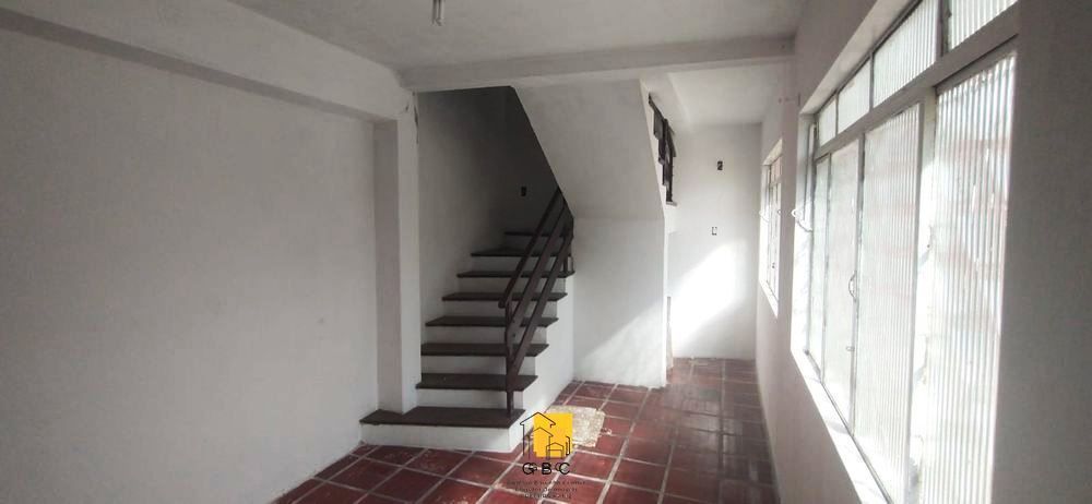 Casa à venda com 4 quartos, 220m² - Foto 49