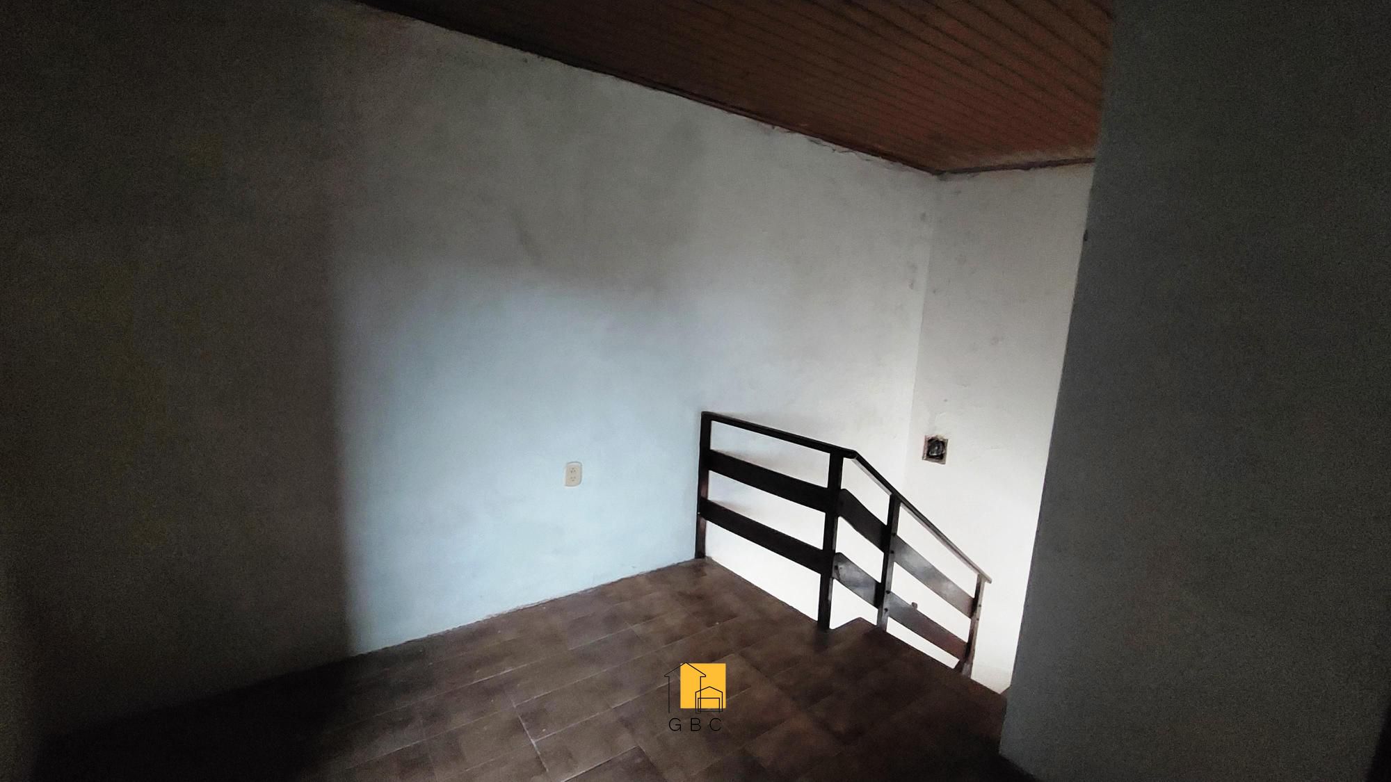 Casa à venda com 4 quartos, 220m² - Foto 32