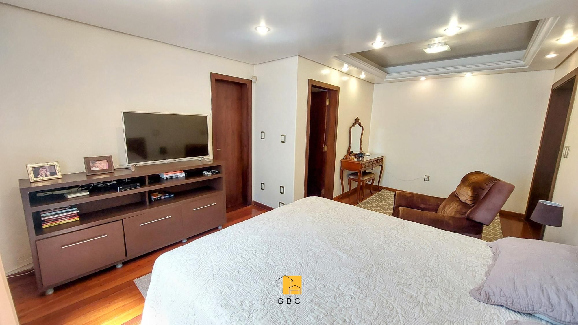 Casa à venda com 4 quartos, 398m² - Foto 46