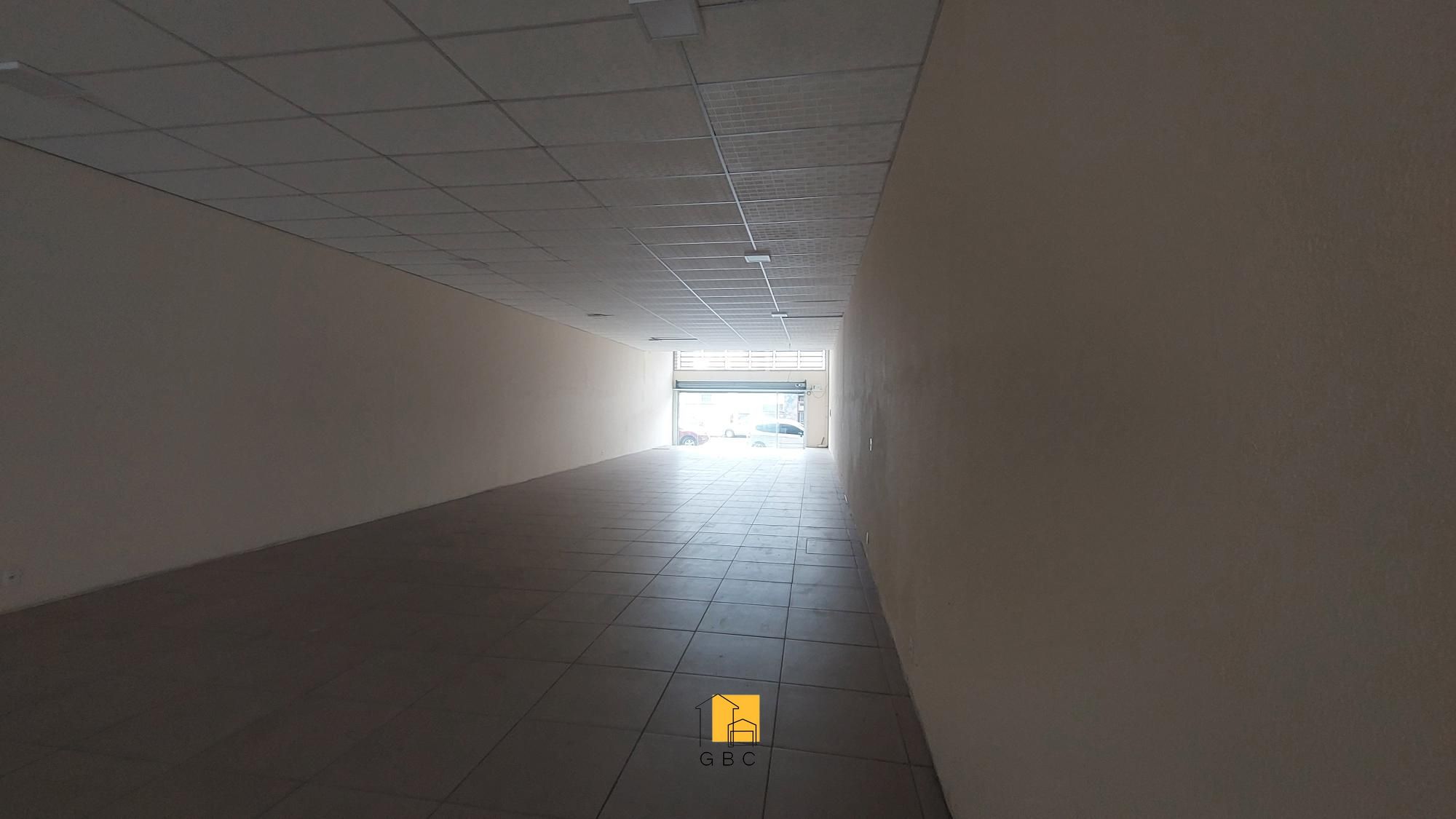 Loja-Salão para alugar com 1 quarto, 235m² - Foto 10