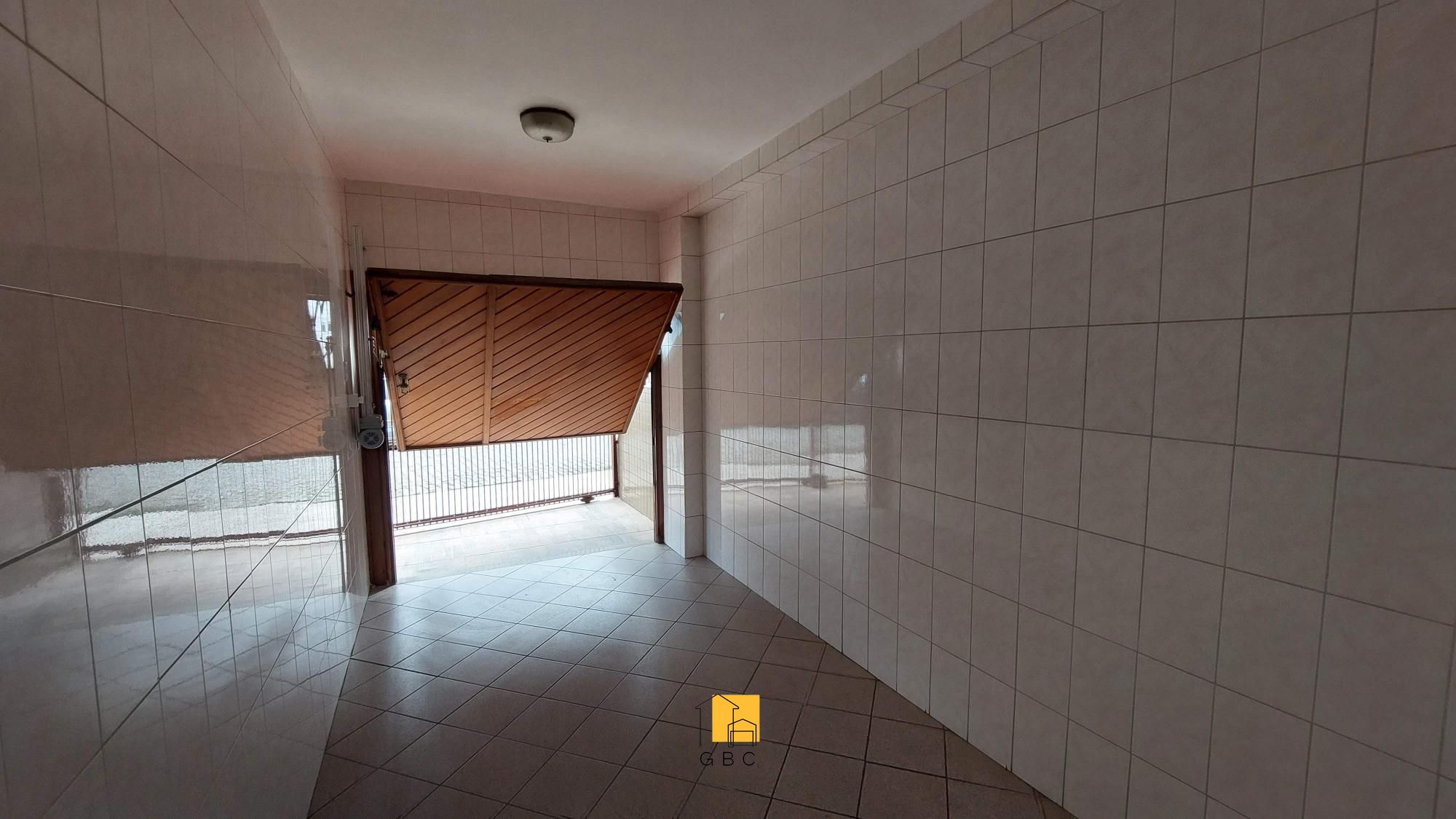 Casa à venda com 2 quartos, 100m² - Foto 20