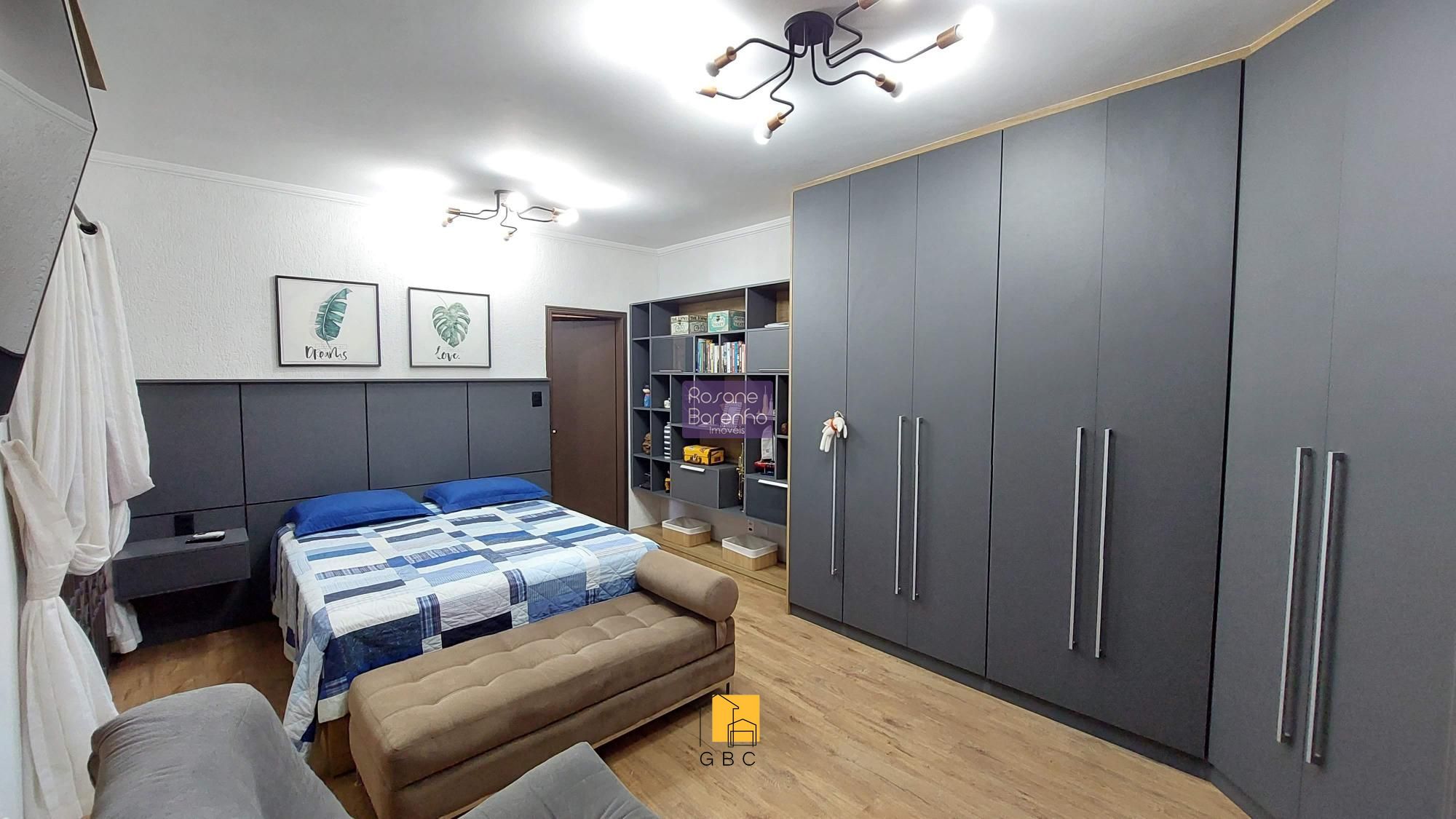 Casa à venda com 2 quartos, 180m² - Foto 10