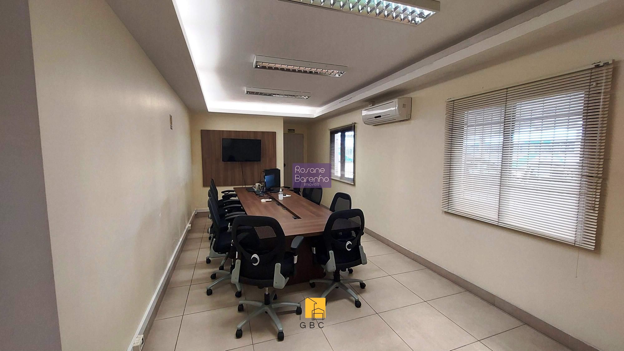 Prédio Inteiro para alugar com 12 quartos, 320m² - Foto 3