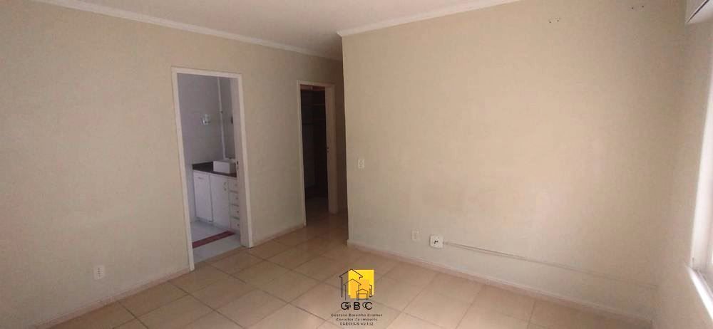 Casa à venda com 4 quartos, 220m² - Foto 41