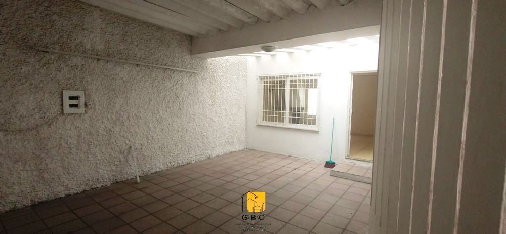 Casa à venda com 4 quartos, 220m² - Foto 59