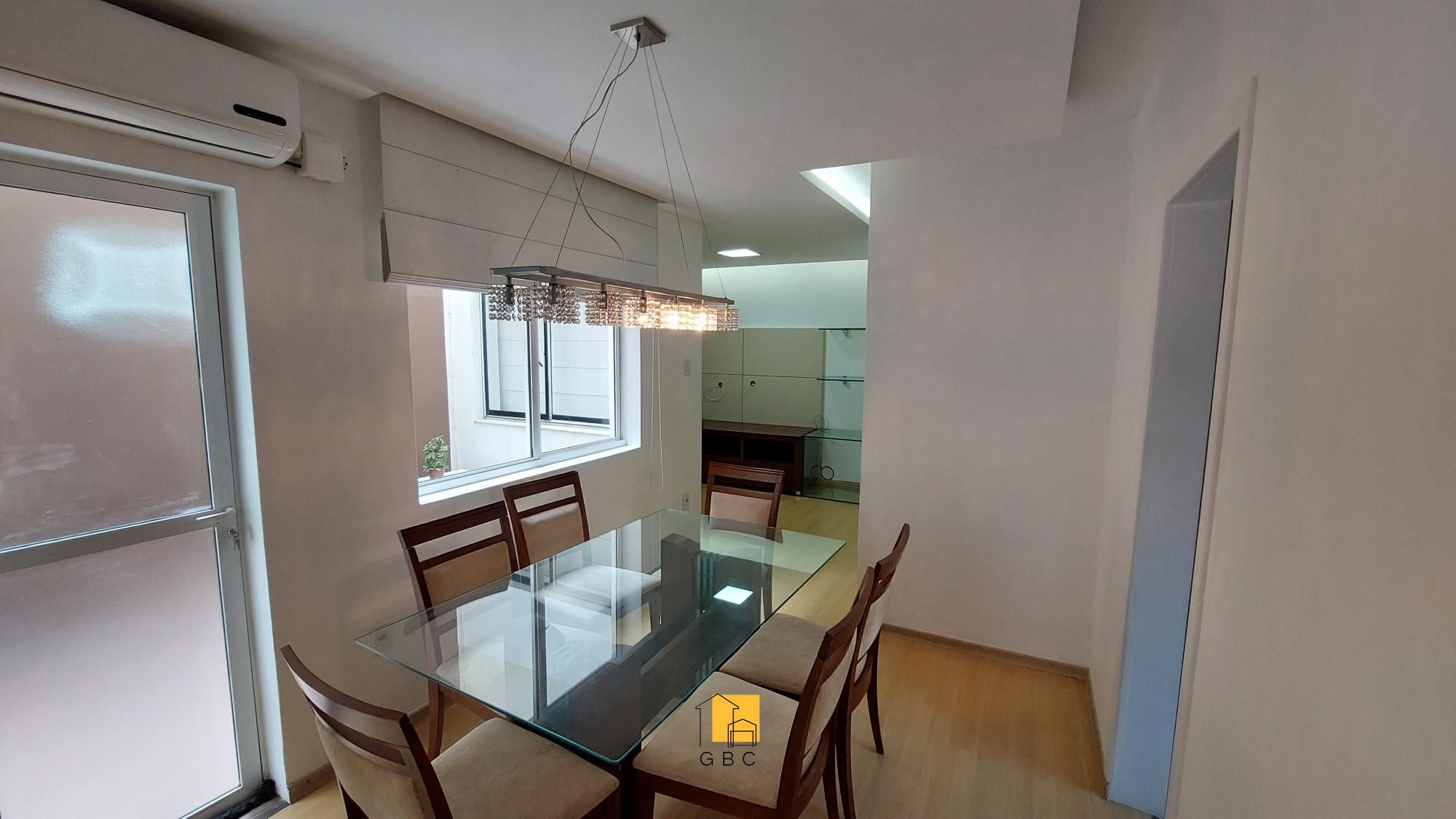 Apartamento à venda com 3 quartos, 94m² - Foto 2