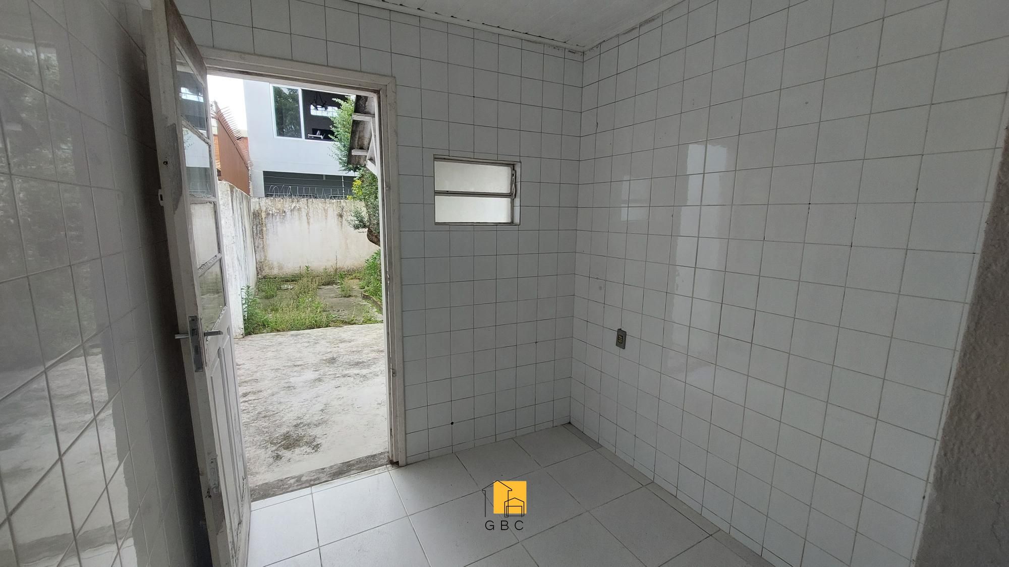 Casa à venda com 3 quartos, 74m² - Foto 13