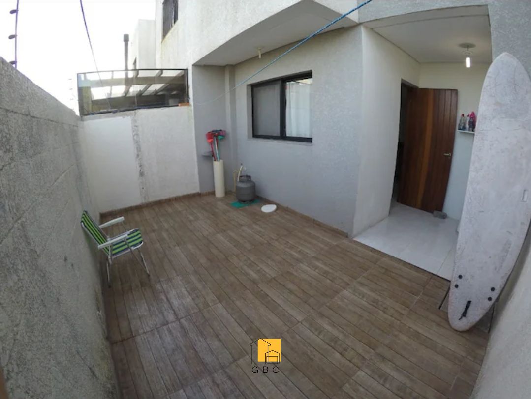 Casa à venda com 2 quartos, 66m² - Foto 8