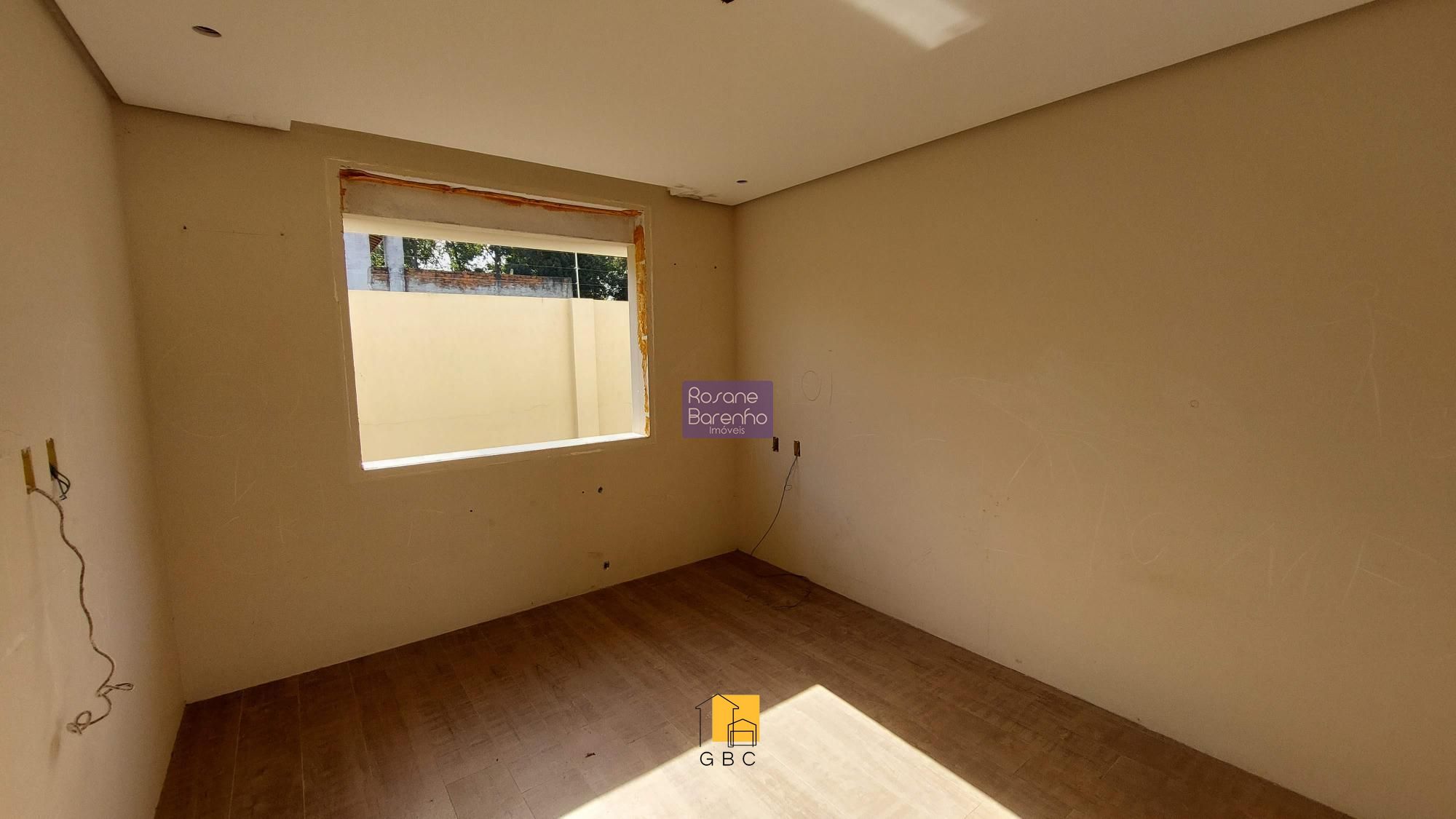 Casa à venda com 3 quartos, 300m² - Foto 15