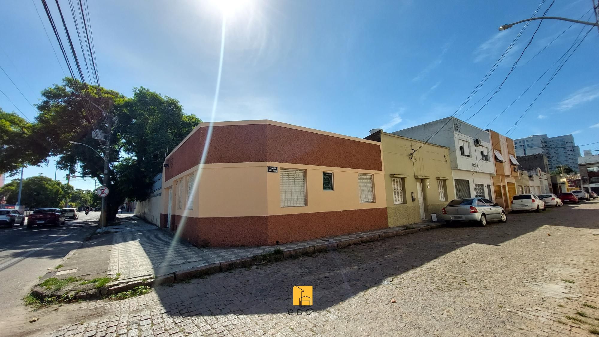 Casa para alugar com 2 quartos, 60m² - Foto 1