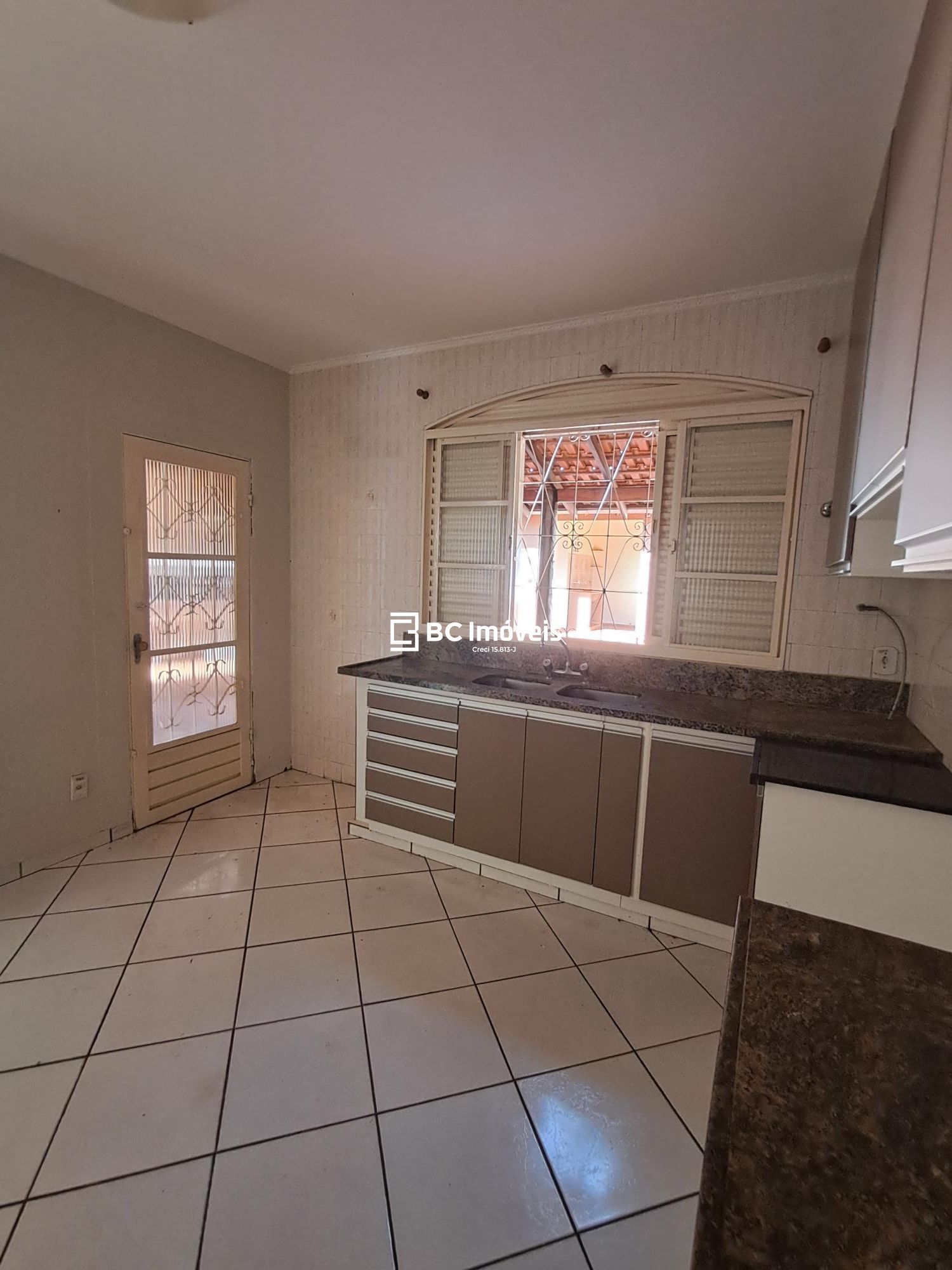 Casa, 5 quartos, 240 m² - Foto 18