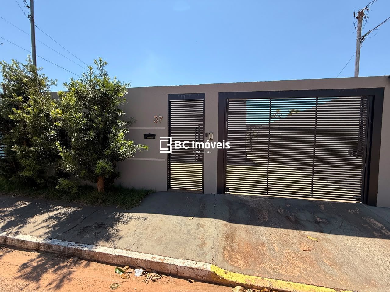 Casa, 1 quarto, 140 m² - Foto 1