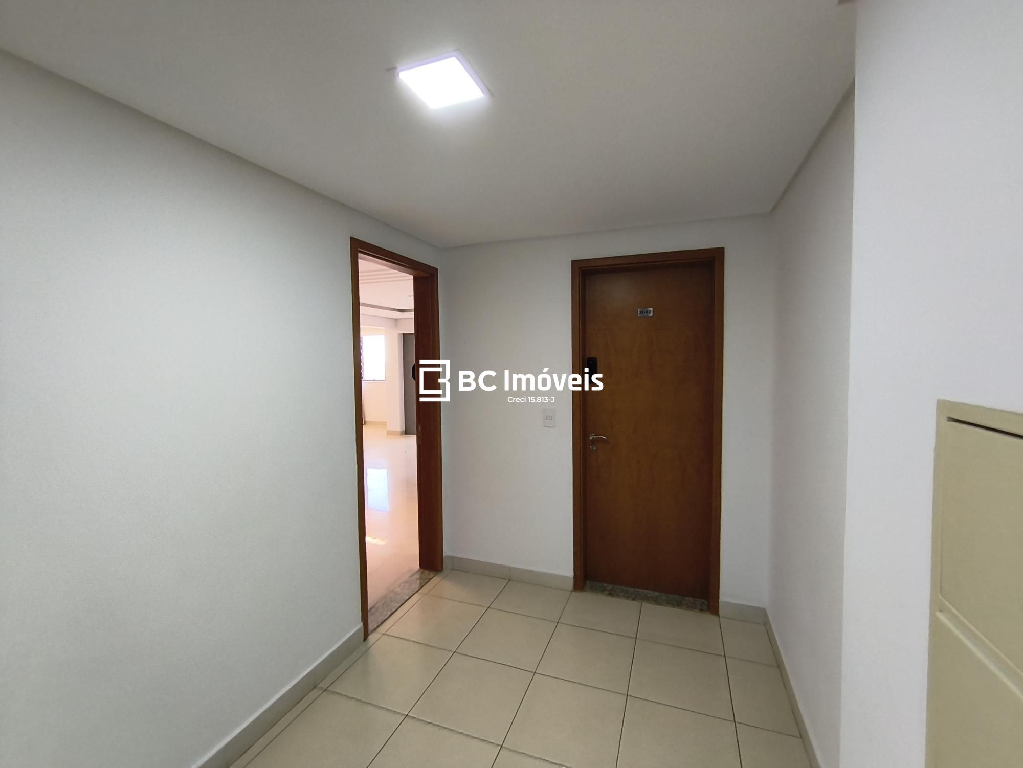 Apartamento, 3 quartos, 134 m² - Foto 2