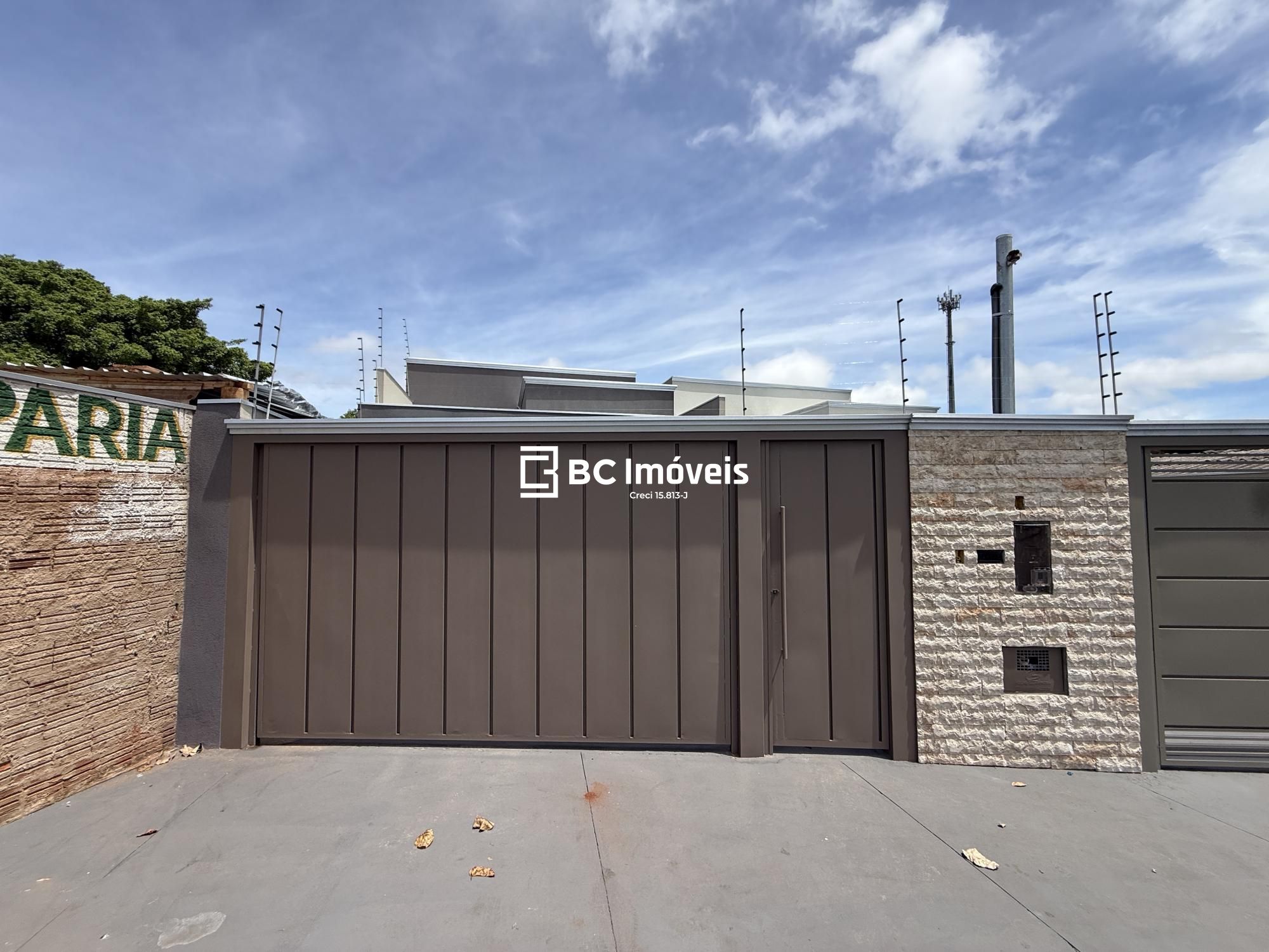 Casa, 3 quartos, 85 m² - Foto 1