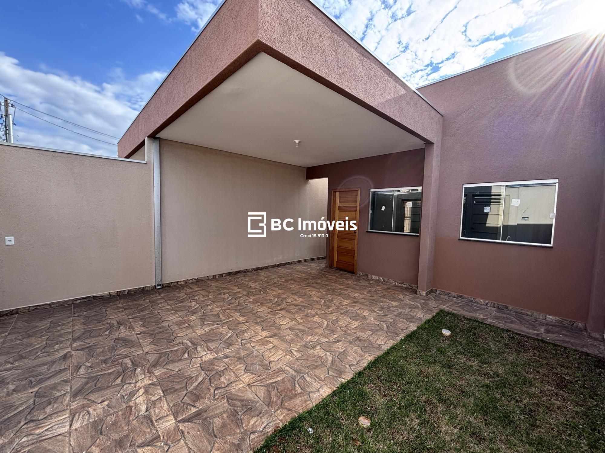 Casa, 2 quartos, 180 m² - Foto 1