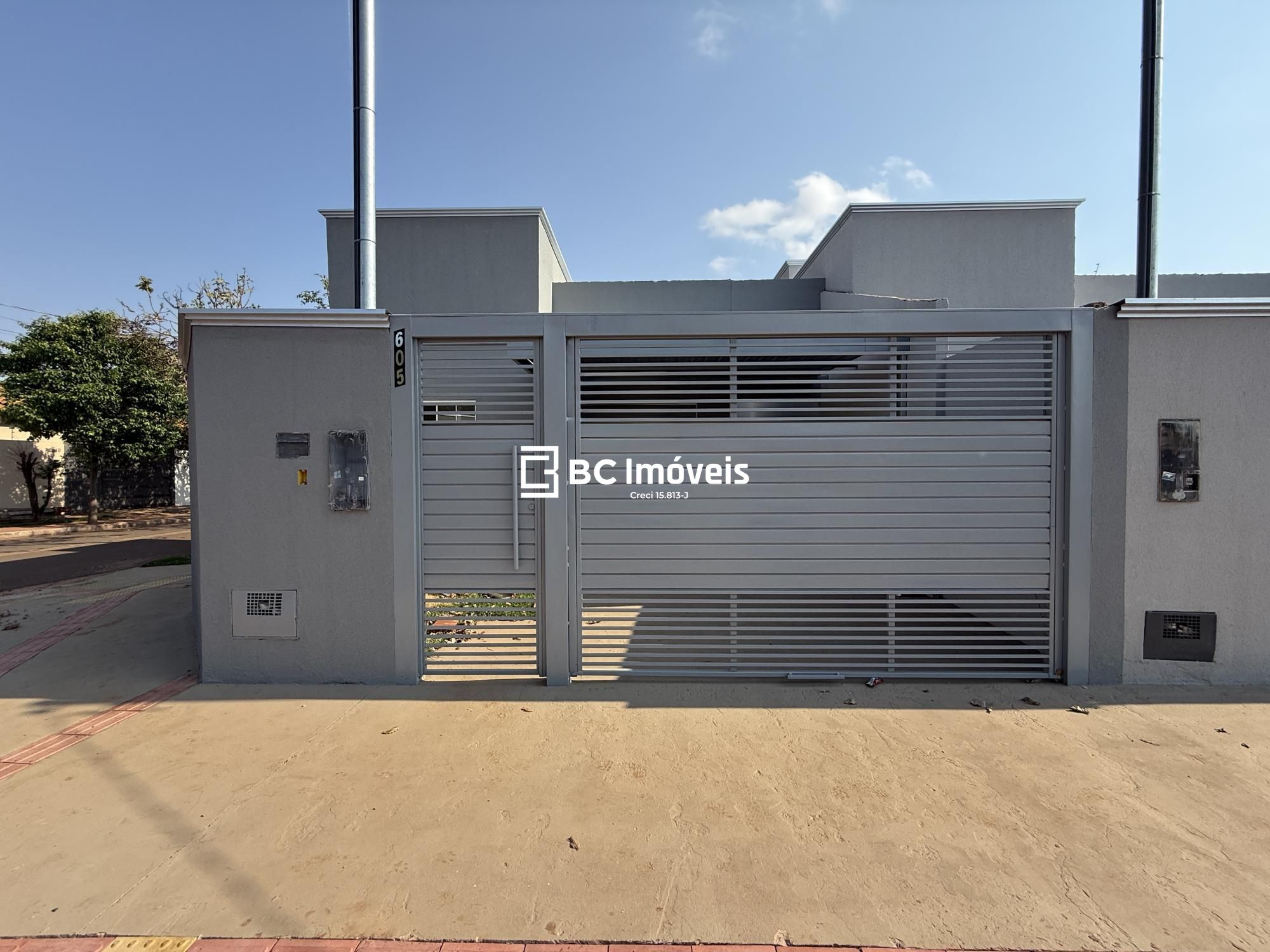 Casa, 2 quartos, 63 m² - Foto 1