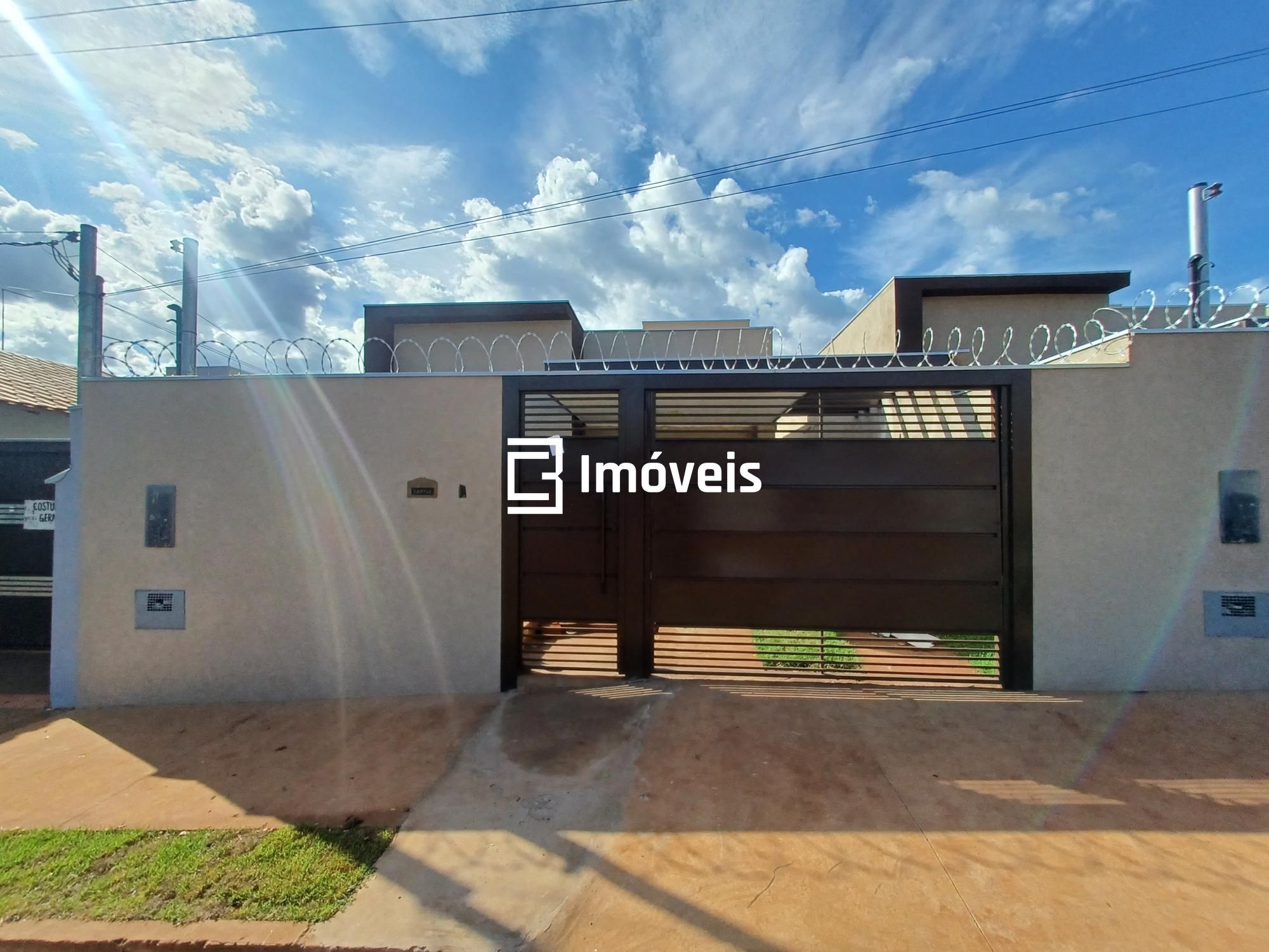 Casa, 2 quartos, 62 m² - Foto 1