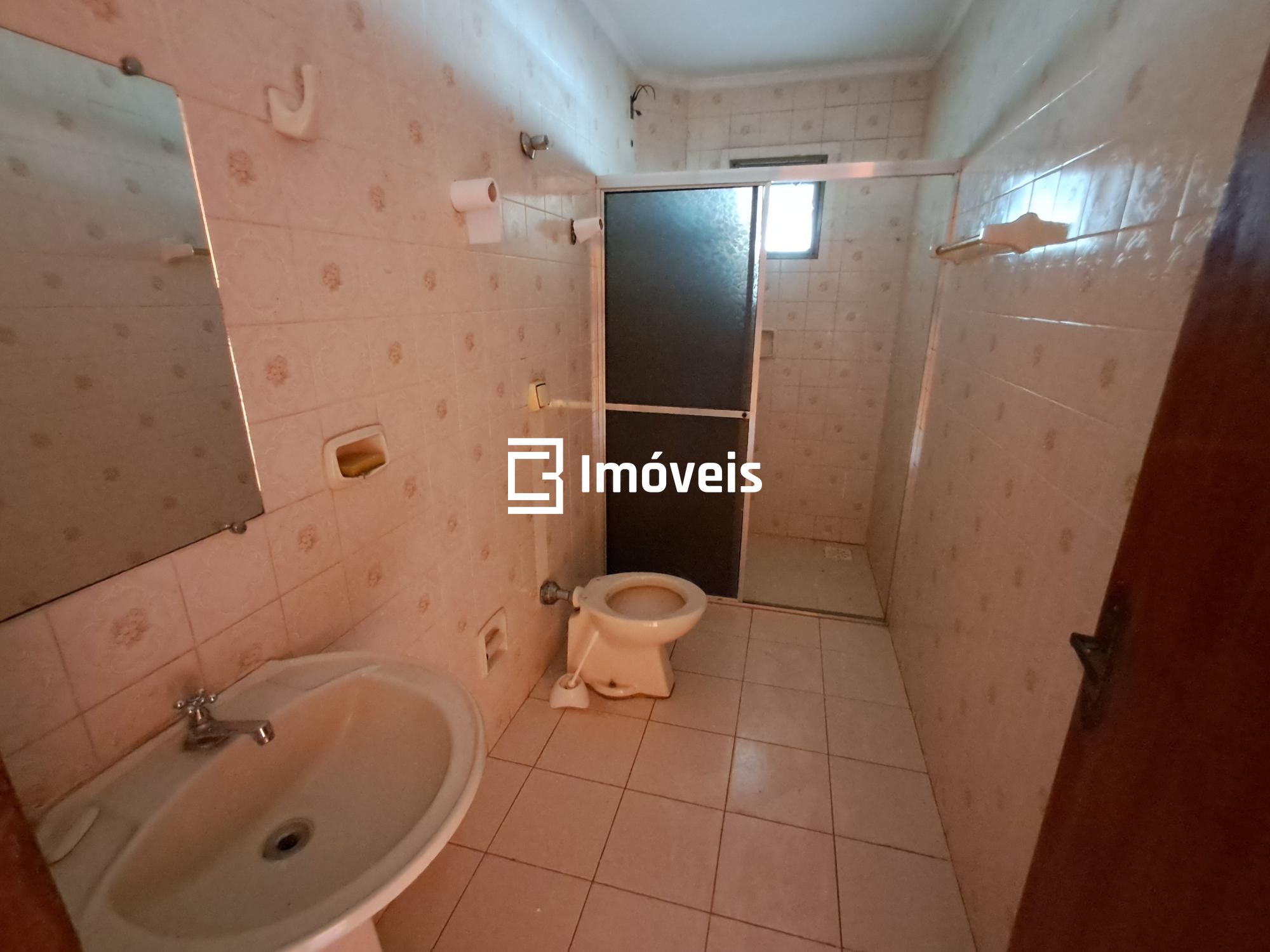 Sobrado para alugar com 4 quartos, 301m² - Foto 9