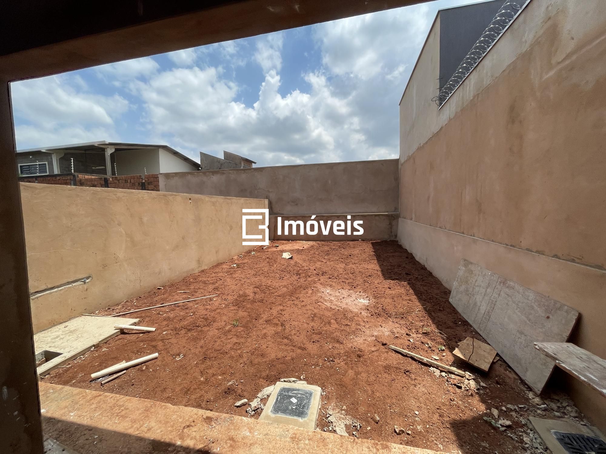Casa à venda com 2 quartos, 69m² - Foto 18