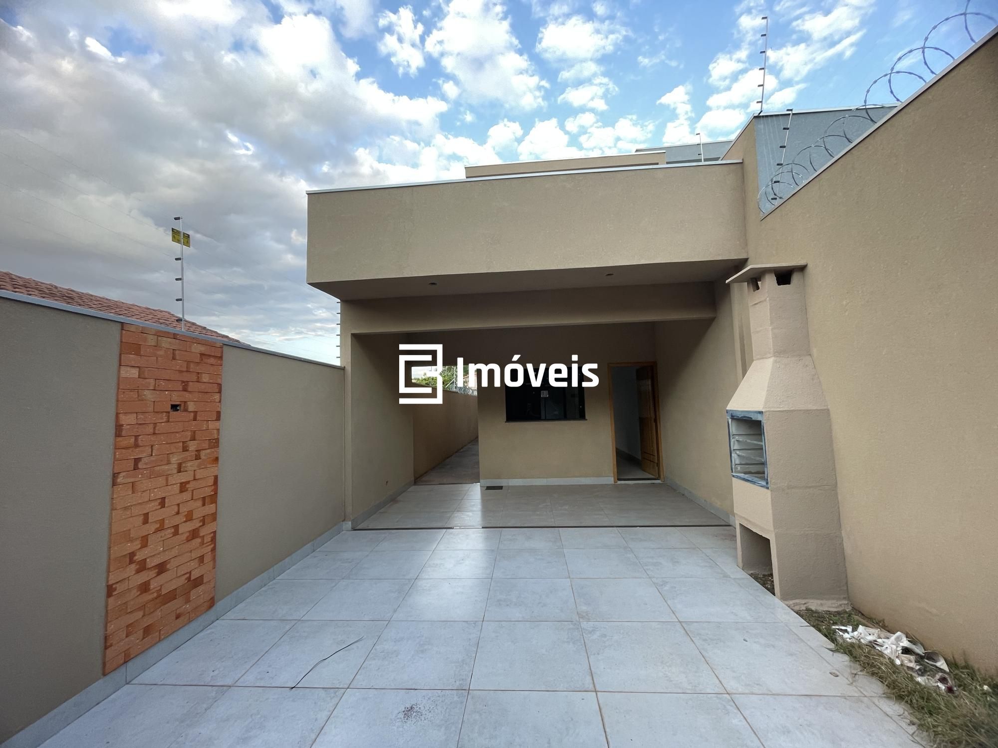 Casa à venda com 2 quartos, 69m² - Foto 3
