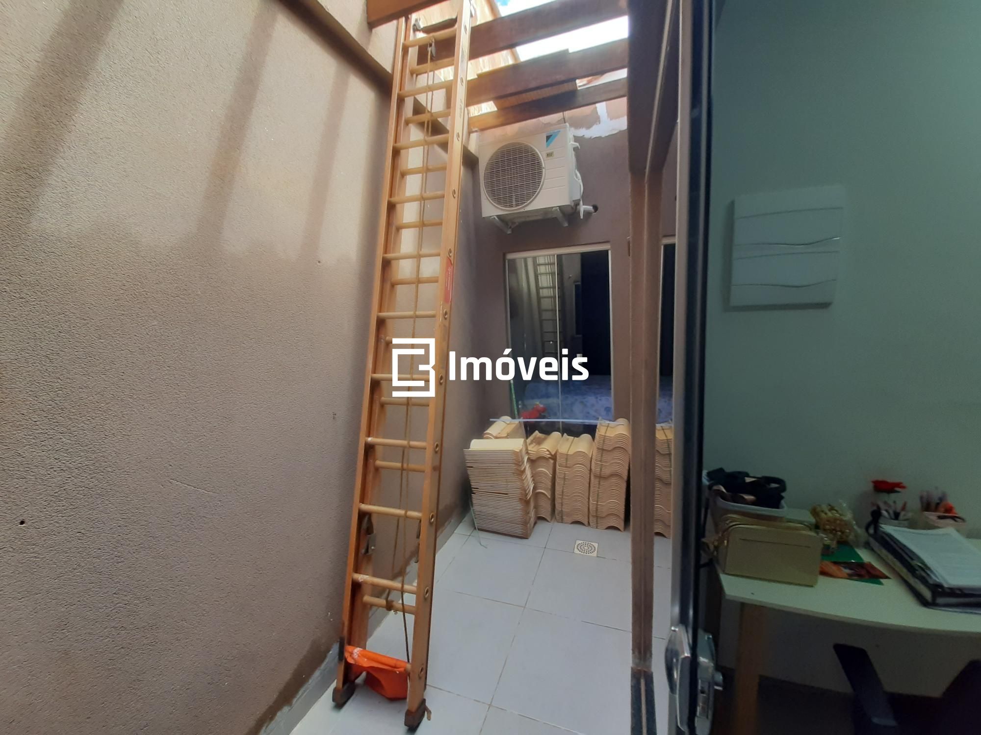 Casa à venda com 2 quartos, 68m² - Foto 24