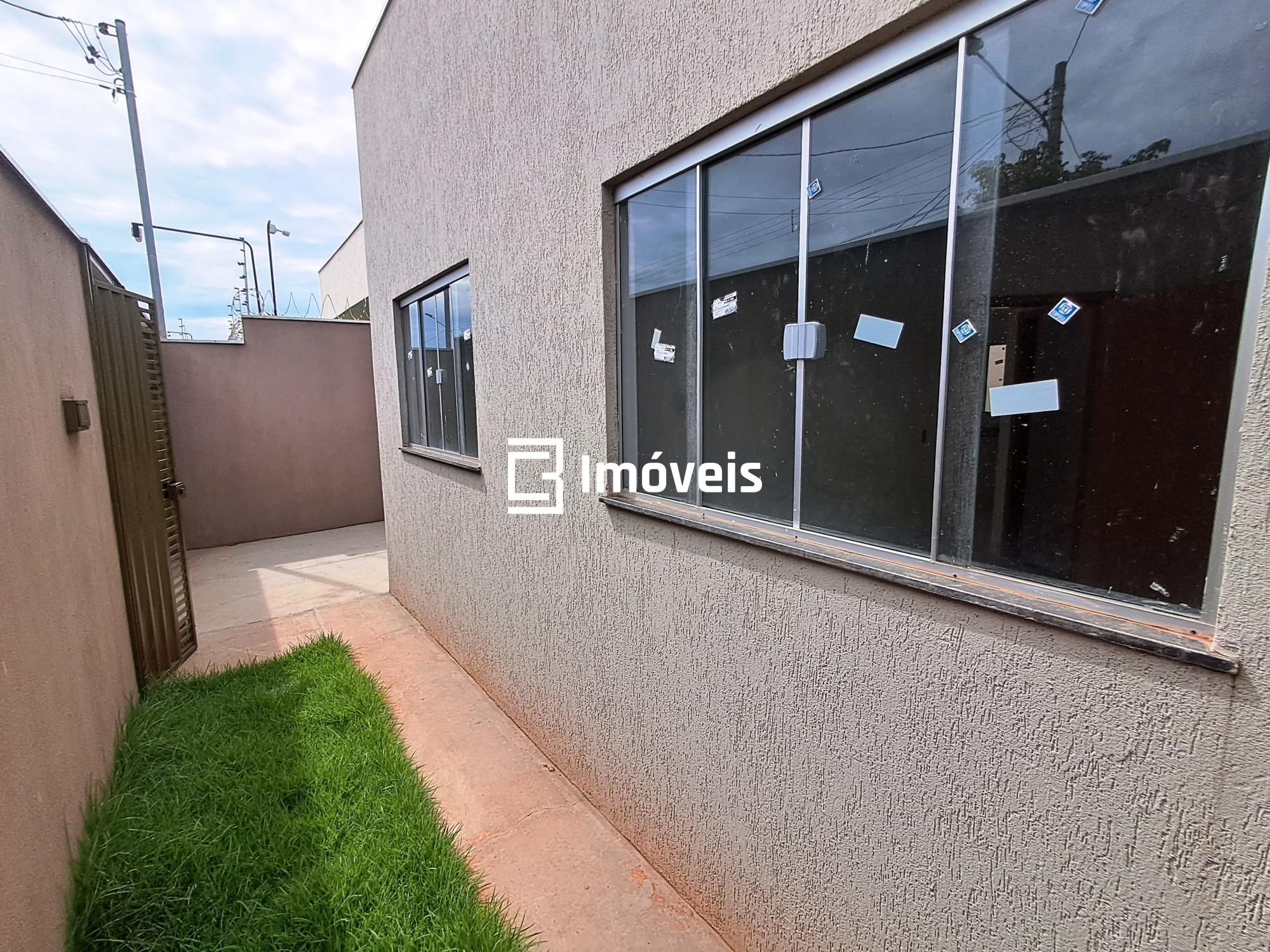 Casa à venda com 2 quartos, 47m² - Foto 3